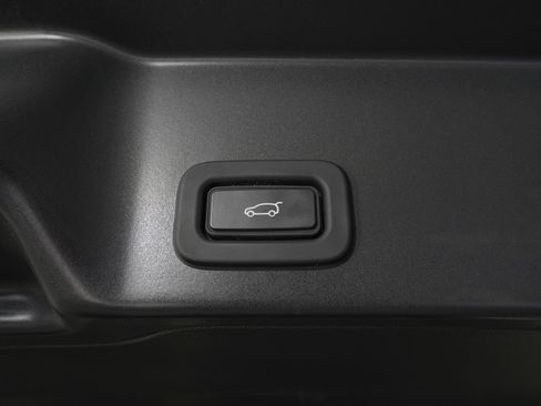 Used 2021 Land Rover Range Rover Evoque SE image 12