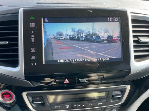 Used 2016 Honda Pilot Touring image 24