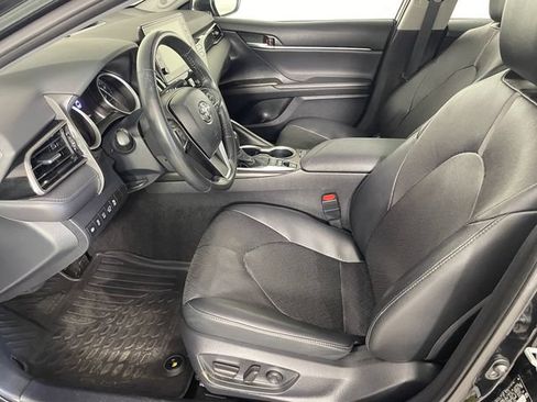 Used 2023 Toyota Camry XLE w/ Navigation Package FWD image 2