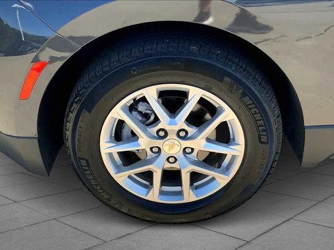 Used 2023 Chevrolet Equinox LT image 15