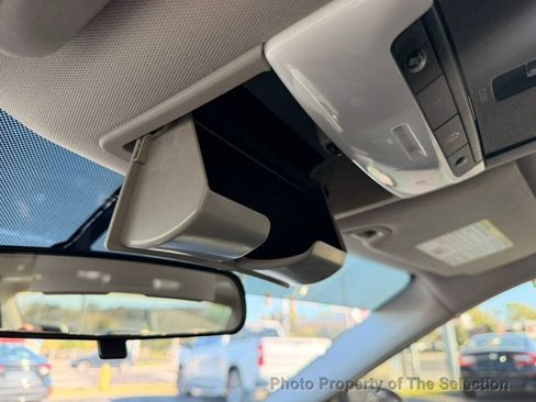 Used 2019 Nissan Altima 2.5 SR w/ SR Premium Package image 41