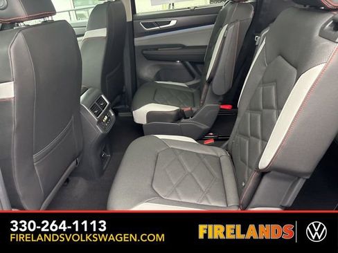 New 2026 Volkswagen Atlas Peak Edition image 45