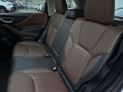 Used 2023 Subaru Forester Touring image 19