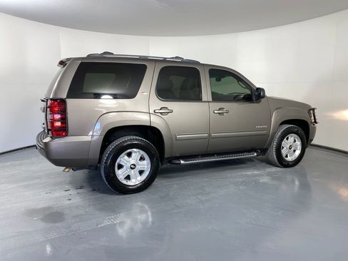 Used 2013 Chevrolet Tahoe LT image 6