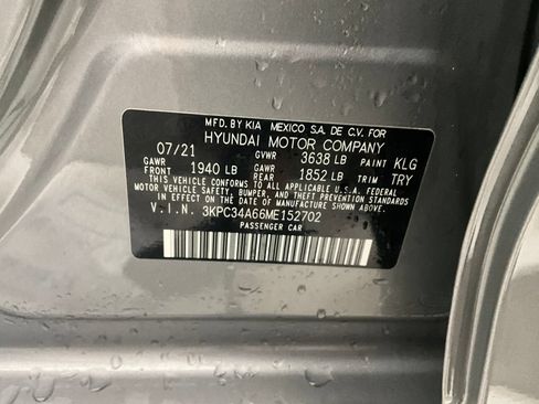 Used 2021 Hyundai Accent Limited w/ Cargo Package FWD image 31