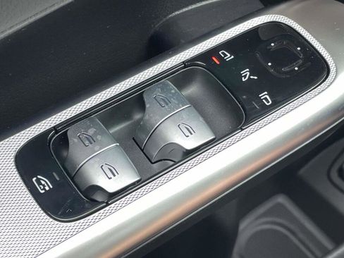 New 2026 Mercedes-Benz GLC 300 4MATIC image 32