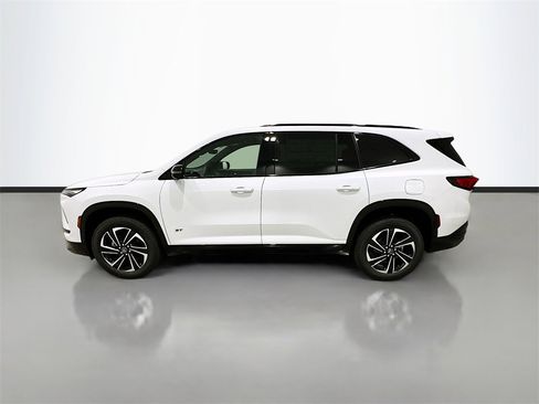 New 2026 Buick Enclave Sport Touring w/ Power Package image 4