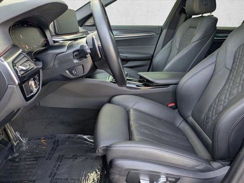 Used 2023 BMW 530i w/ M Sport Package image 19