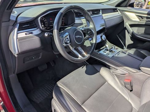 Used 2024 Jaguar F-PACE R-Dynamic S image 18