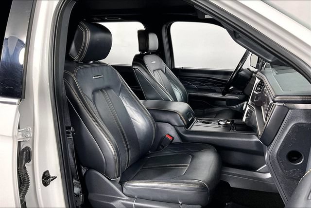 Used 2022 Ford Expedition Platinum RWD image 11