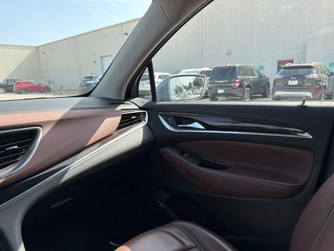 Used 2018 Buick Enclave Avenir w/ LPO, Cargo Package FWD image 23