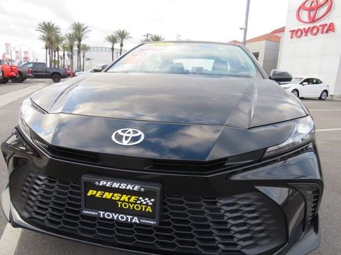 Certified 2026 Toyota Camry SE w/ Convenience Package image 5