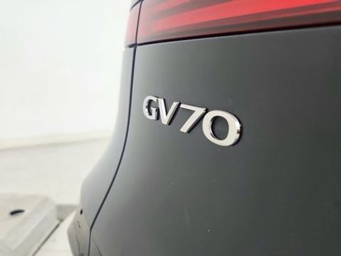 Used 2025 Genesis Electrified GV70 Advanced w/ Prestige Package image 18