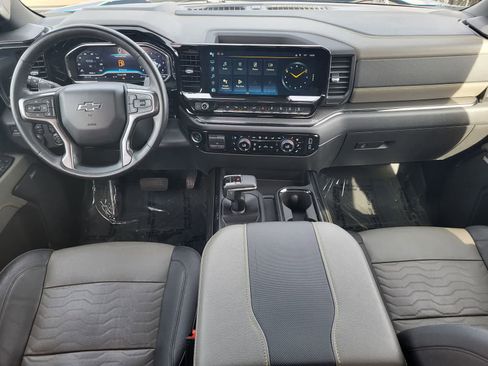 Used 2023 Chevrolet Silverado 1500 ZR2 w/ Technology Package image 26