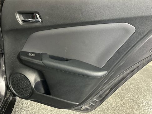 Used 2017 Toyota Prius Prime Advanced image 36