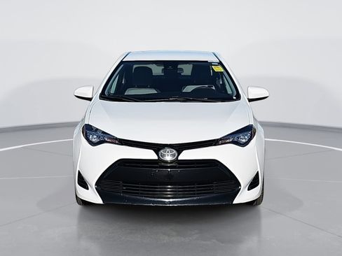 Used 2017 Toyota Corolla LE image 8