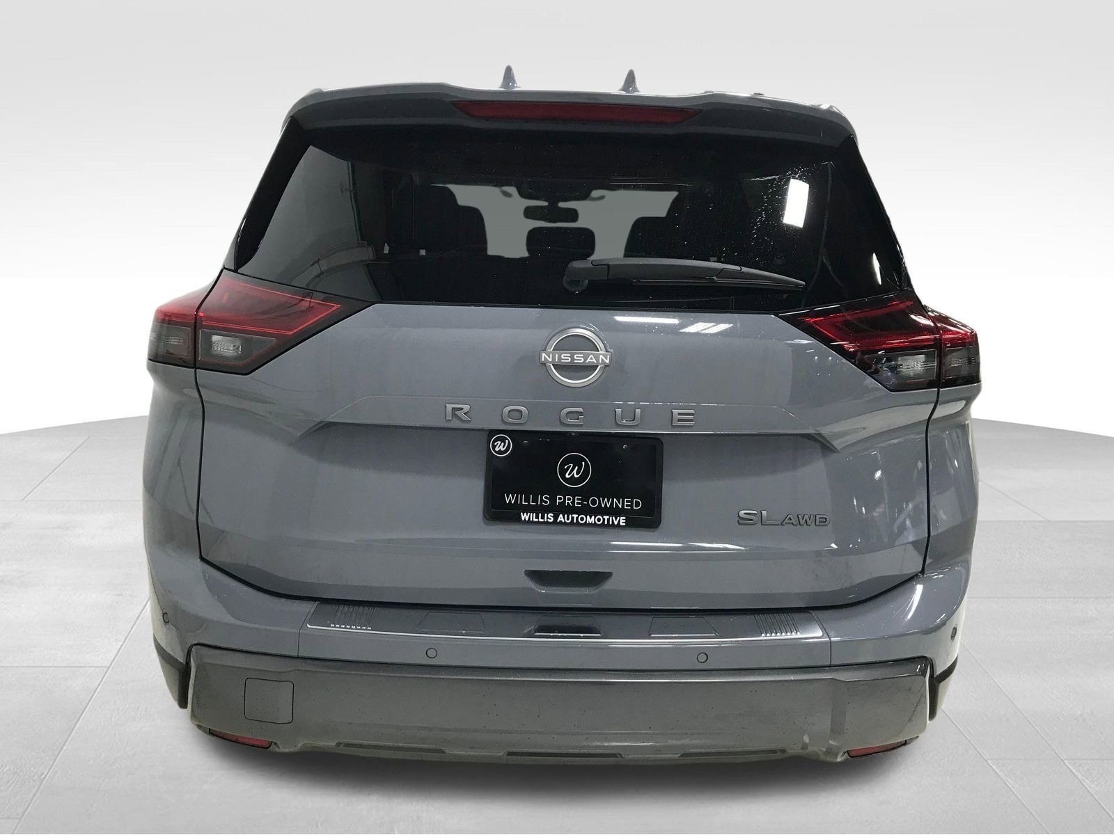 Used 2025 Nissan Rogue SL w/ Tech Package AWD/4WD image 5