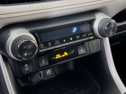 Used 2023 Toyota RAV4 XLE w/ Convenience Package AWD/4WD image 16
