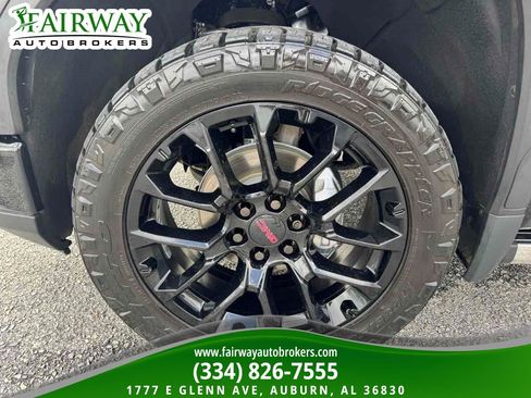 Used 2023 GMC Sierra 1500 Denali AWD/4WD image 34