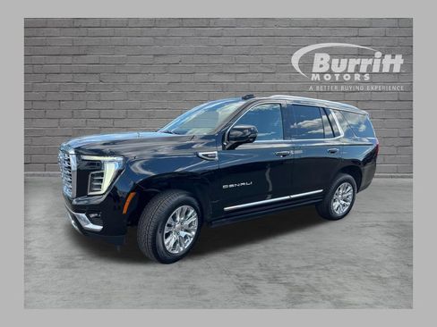 Used 2026 GMC Yukon Denali w/ Sun & Power Step Package AWD/4WD image 1