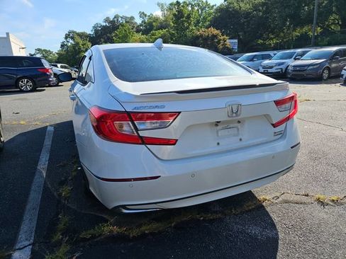 Used 2019 Honda Accord Touring image 10