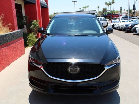 Used 2018 MAZDA CX-5 Touring w/ Preferred Equipment Package FWD image 3