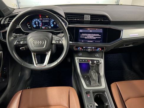 Used 2022 Audi Q3 2.0T Premium Plus w/ Premium Plus Package image 8