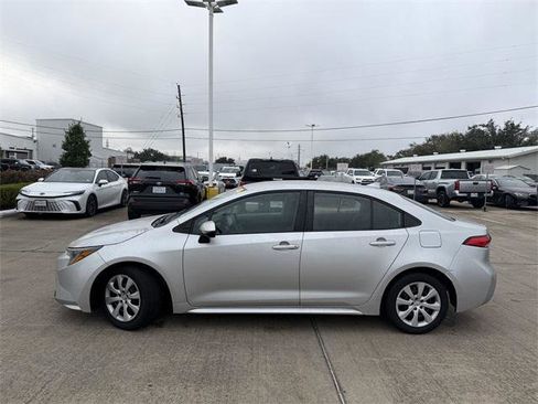 Certified 2023 Toyota Corolla LE image 8