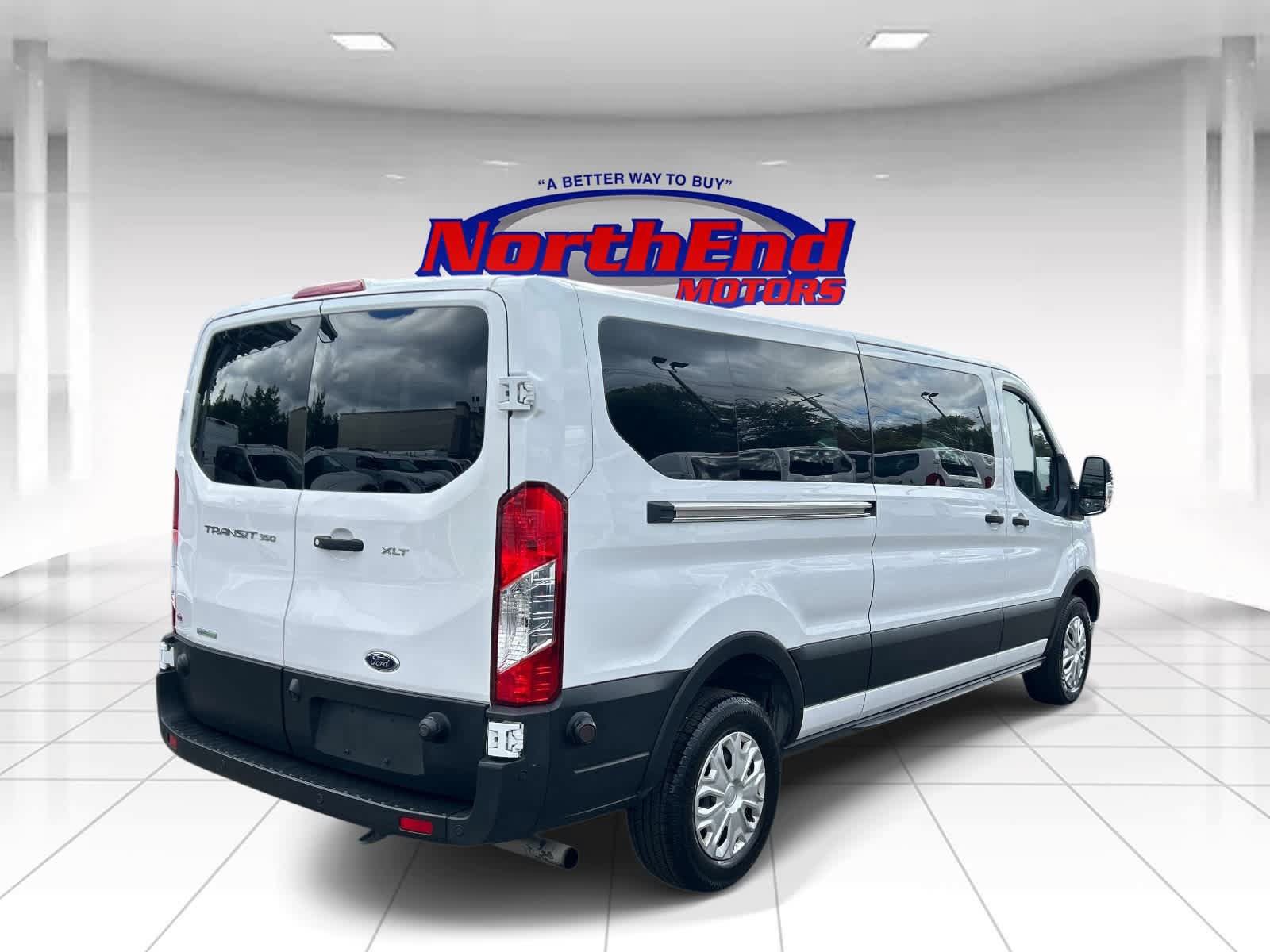 Used 2024 Ford Transit 350 XLT RWD image 3