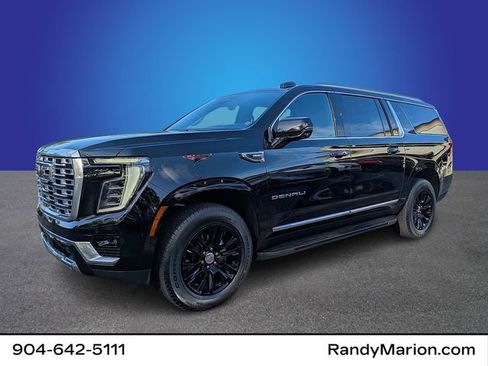 Used 2025 GMC Yukon XL Denali AWD/4WD image 1