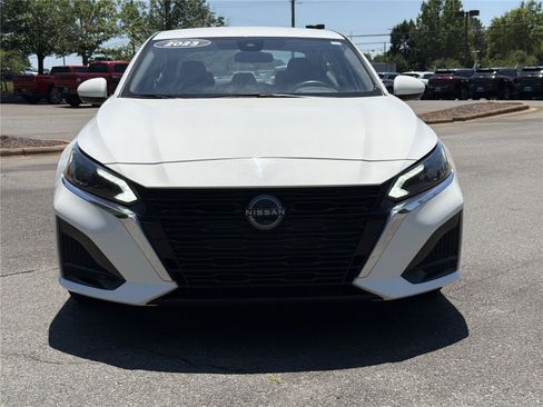 Used 2023 Nissan Altima 2.5 S FWD image 27