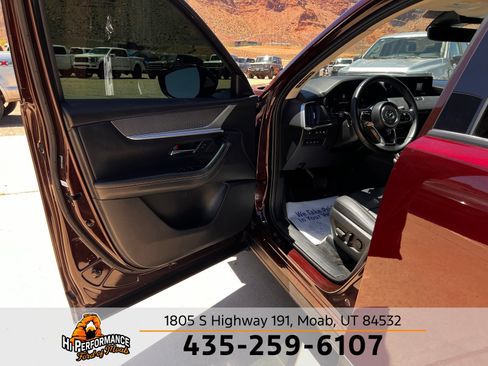 Used 2024 MAZDA CX-90 Plug-In Hybrid w/ Premium Pkg AWD/4WD image 23