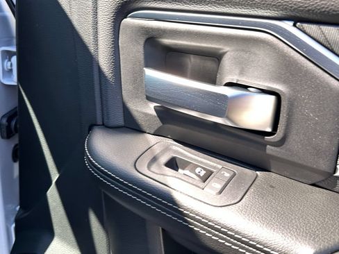 New 2026 RAM 2500 Big Horn AWD/4WD image 14