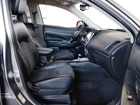 Used 2024 Mitsubishi Outlander Sport AWD image 11