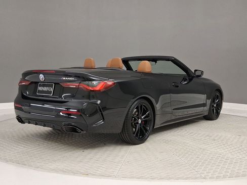 Used 2023 BMW M440i Convertible w/ Shadowloine Package RWD image 9