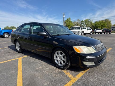 Used 2002 Toyota Avalon XL FWD image 4