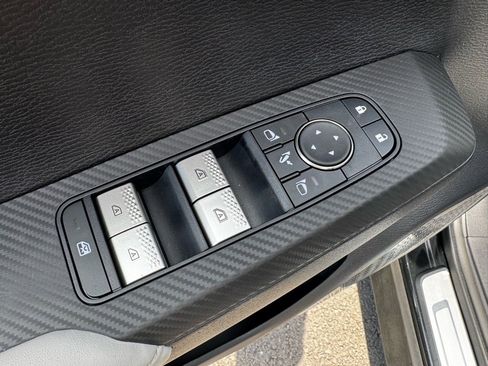 New 2025 Mitsubishi Outlander AWD image 26