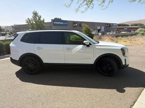 Used 2022 Kia Telluride EX w/ EX Premium Package AWD/4WD image 5