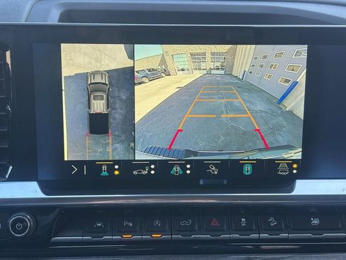 Used 2022 Chevrolet Silverado 1500 LTZ image 18