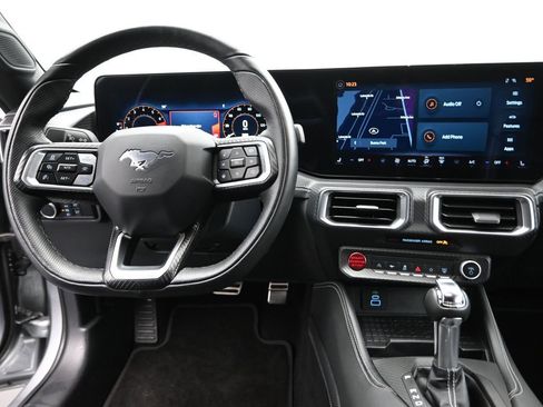 Used 2024 Ford Mustang Premium image 21