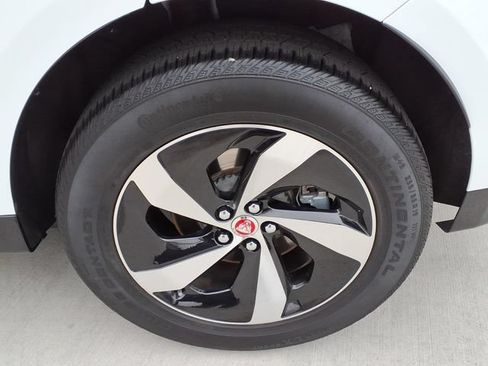 Used 2023 Jaguar F-PACE S AWD/4WD image 24