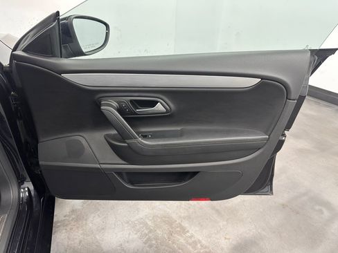 Used 2016 Volkswagen CC Sport FWD image 39