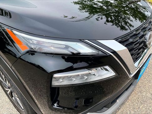 Used 2023 Nissan Rogue SV AWD/4WD image 31