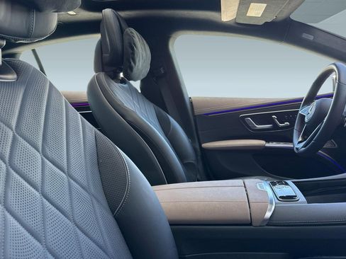 Certified 2023 Mercedes-Benz EQS 580 4MATIC Sedan image 32