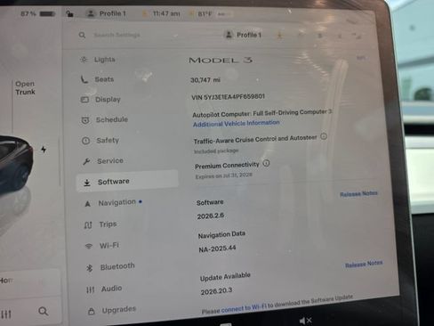 Used 2023 Tesla Model 3 Standard Range RWD image 3