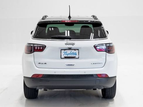 Certified 2025 Jeep Compass Limited AWD/4WD image 33
