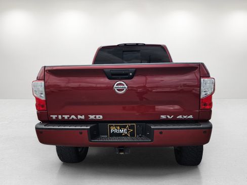 Used 2019 Nissan Titan SV w/ SV Convenience Package AWD/4WD image 6