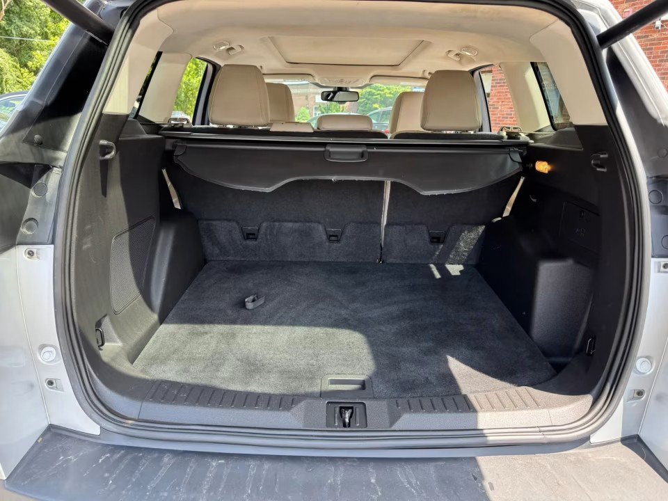 Used 2015 Ford Escape Titanium AWD/4WD image 19