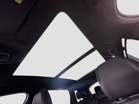 Used 2018 Audi Q7 3.0T Prestige w/ Prestige Package image 43