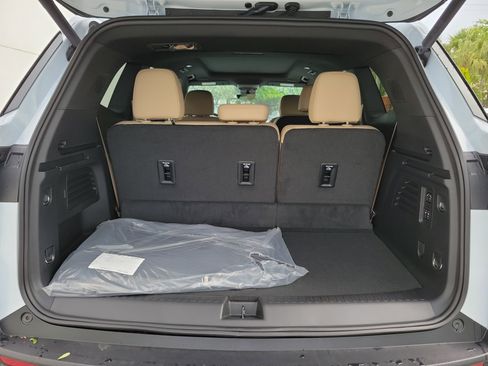 New 2026 Buick Enclave Preferred image 8